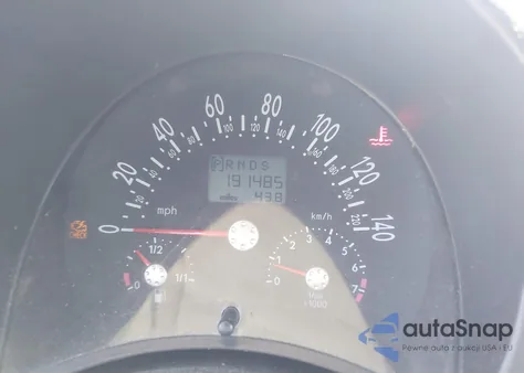 2005 Volkswagen New Beetle Gls z USA, uszkodzony, nr VIN 3VWCM31Y55M369090